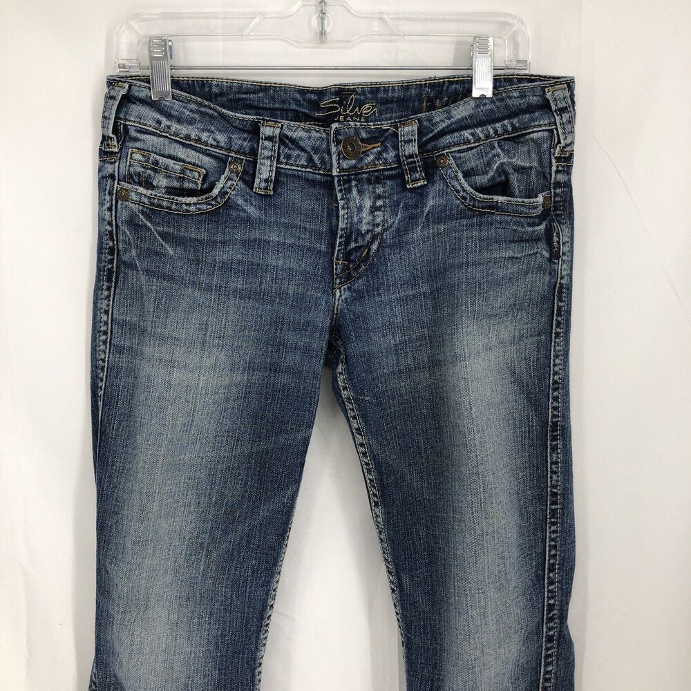 Silver Jeans Frances Capri Crop Bootcut Denim Lightly Distressed 29 (32x26)